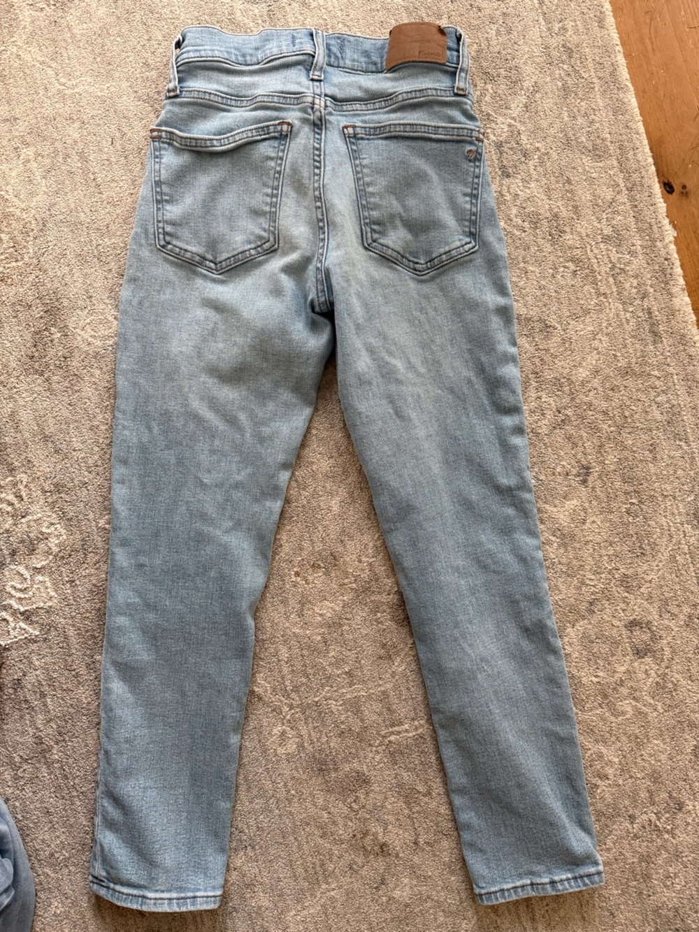 Madewell Mid-Rise Perfect Vintage Straight Leg Jeans - Light Wash - Size 24